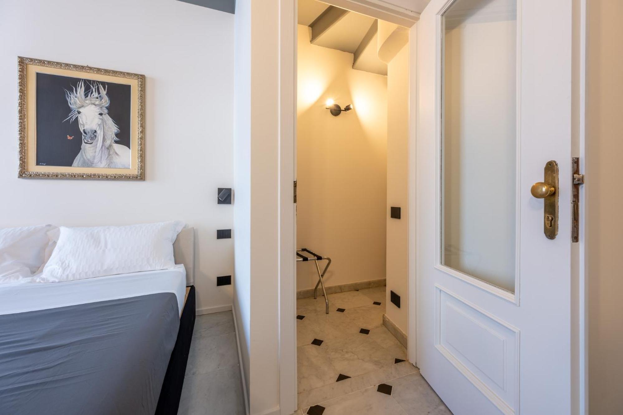 Gisella 2 Bedrooms In The Centre Apartment *